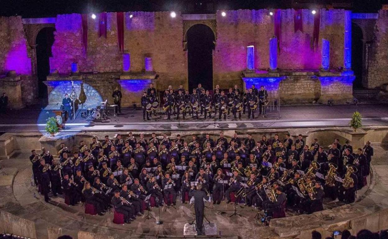 La Banda de Cornetas yTambores Nuestra Señora de la Victoria, durante uno de sus conciertos. 