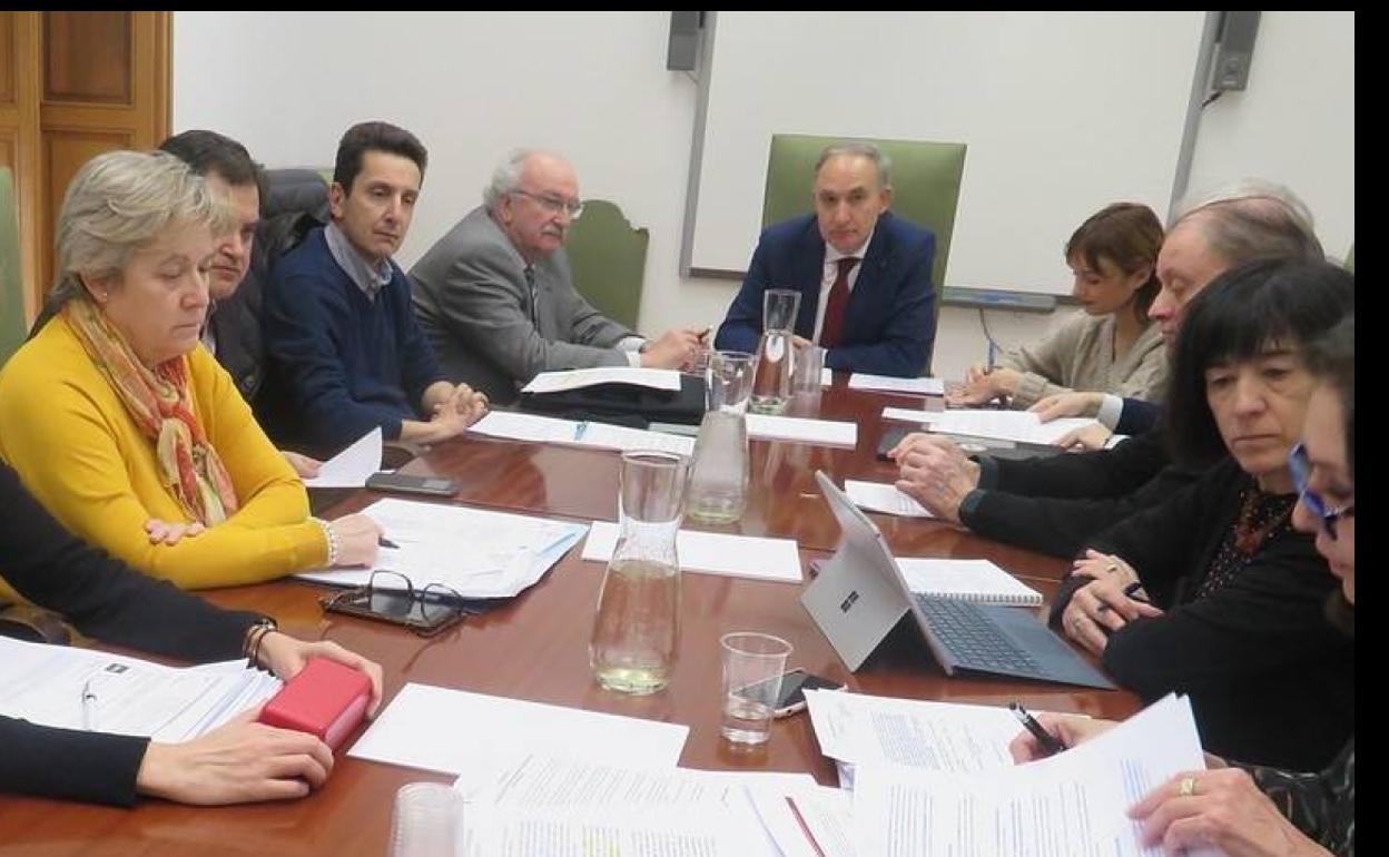 La UVA suspende parte de las prácticas sanitarias a cerca de 2.000 estudiantes por el Covid-19