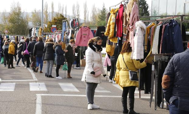 Palencia suspende los mercadillos, las actividades en los centros sociales y la programación cultural