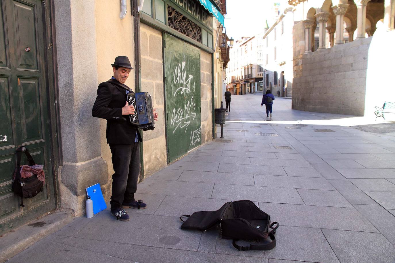 Segovia se prepara para no salir de casa. 