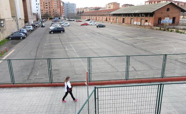 El parking de la Estación de Pequeña Velocidad de Palencia levantará las barreras y será gratuito