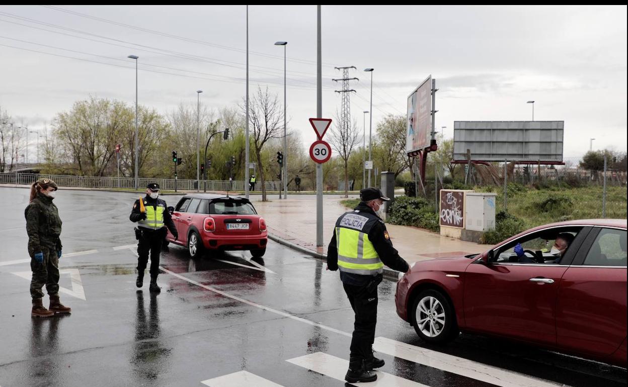 Control policial en Salamanca capital.