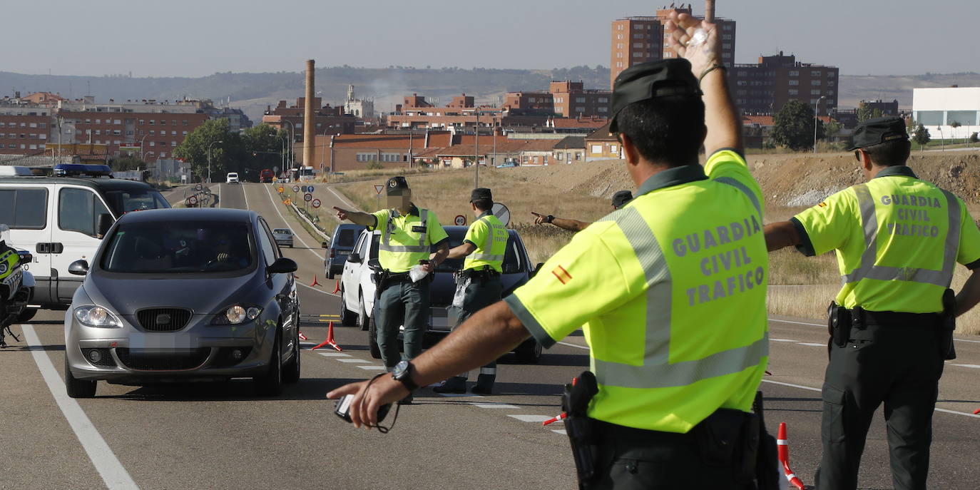 Tres de los 16 guardias civiles que llevaban varios días en aislamiento en Palencia dan positivo por coronavirus