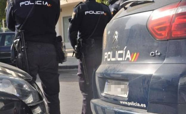 Detenido en Burgos por robar en una tienda y toser y escupir a las empleadas al ser descubierto en plena crisis del coronavirus