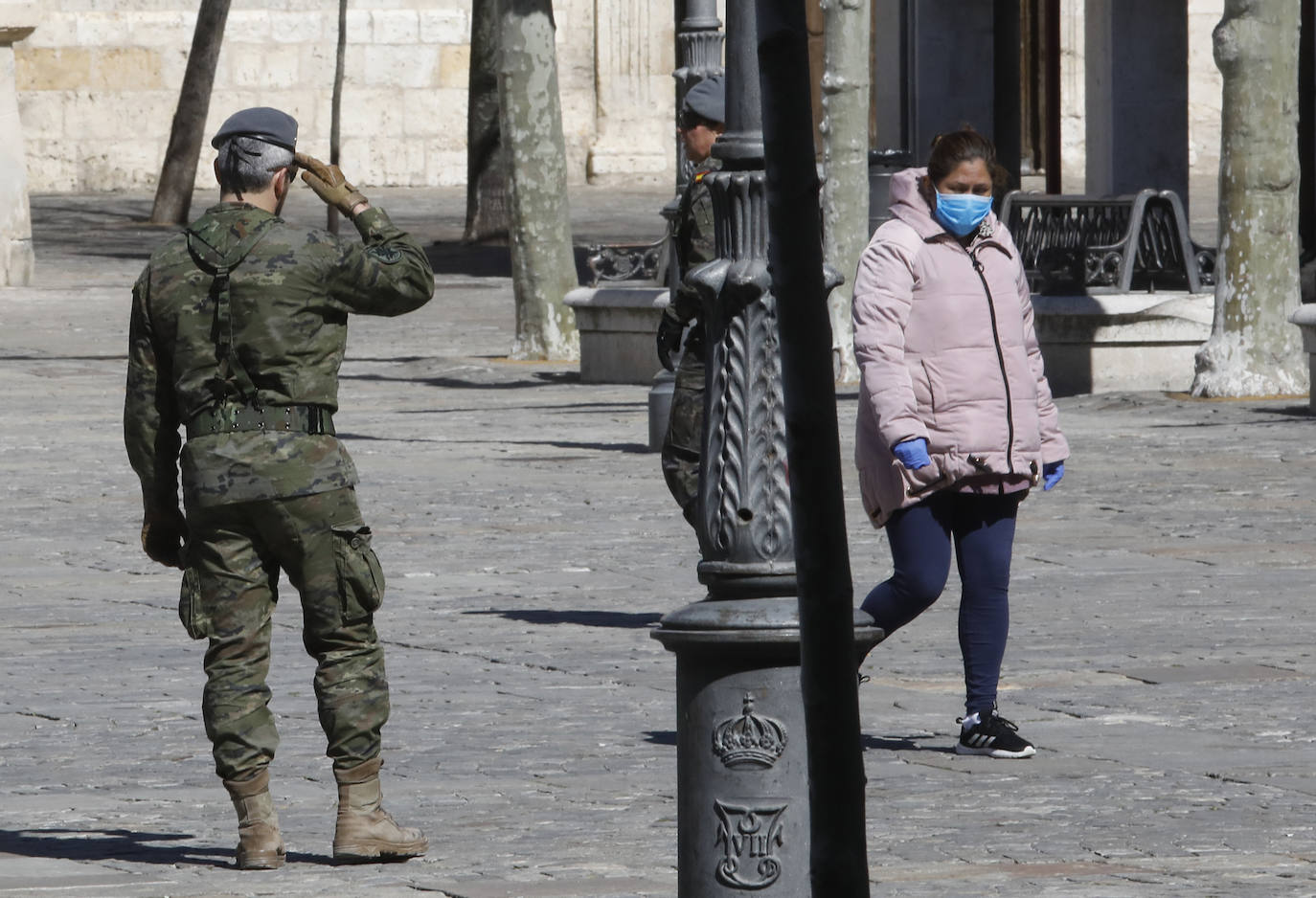 La UME desinfecta hoy la cárcel, la comisaría y la Residencia Puente de Hierro de Palencia