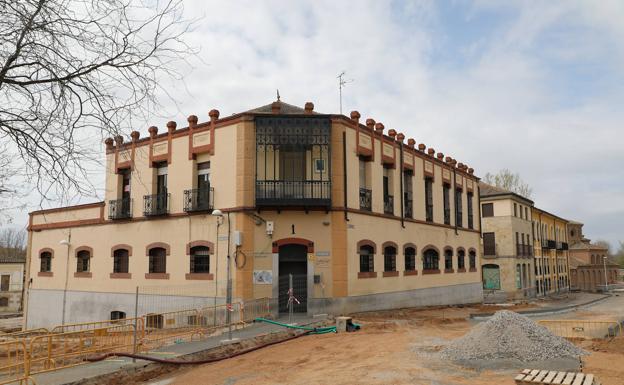Una gran familia de 40 jóvenes vive la alerta en la Casa Escuela Santiago Uno de Salamanca
