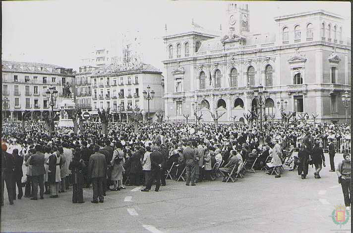 Imágenes de Pregón y el Sermón de las Siete Palabras en Valladolid en la década de los 70. 