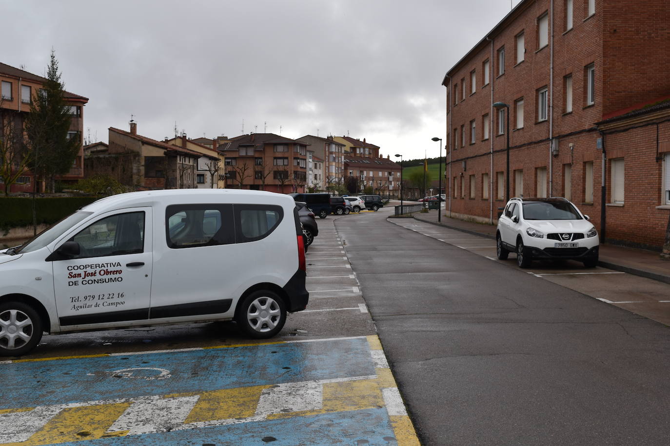 El ajetreo de las fábricas de galletas dan algo de movimiento a la villa.