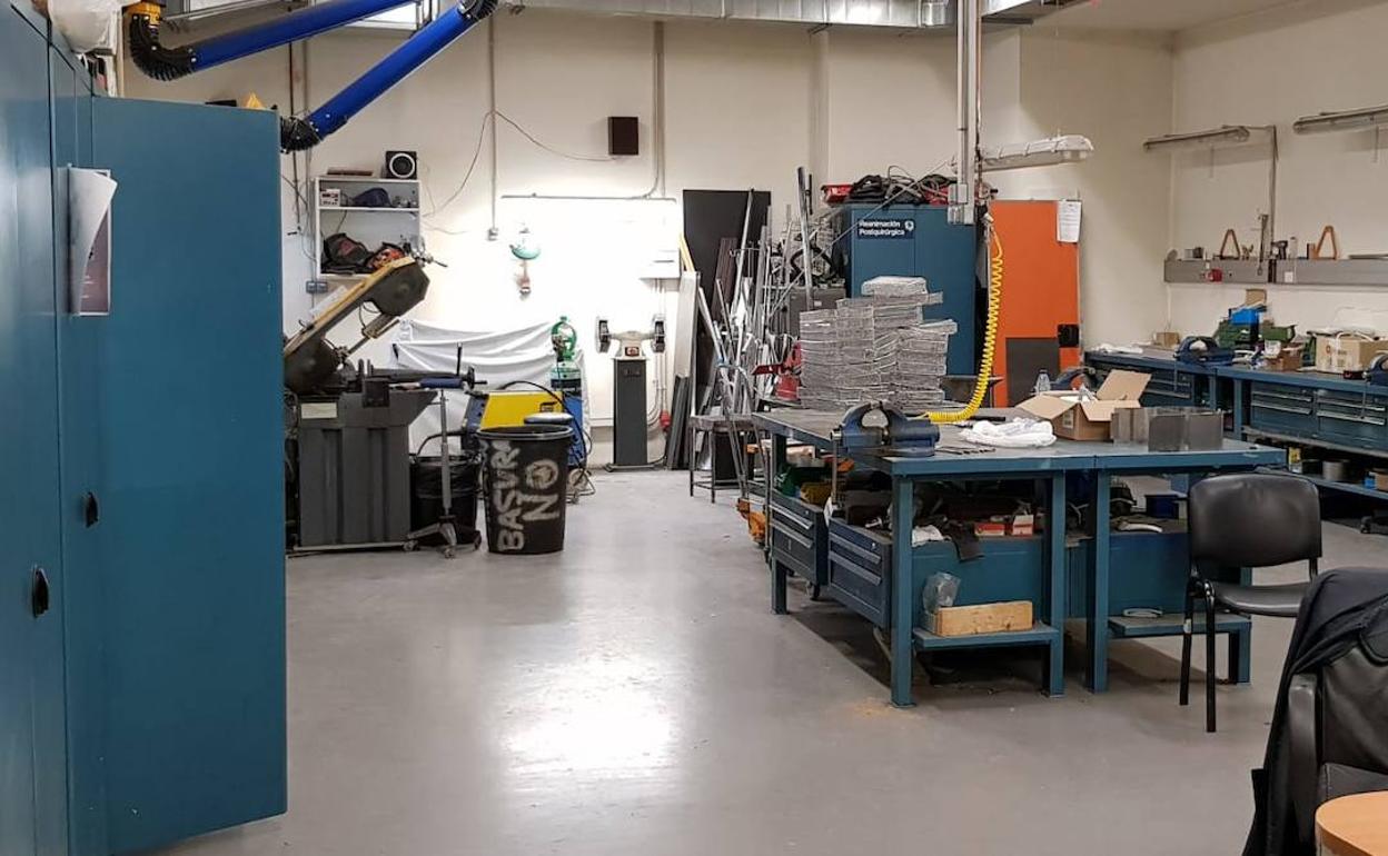 Taller de mecánico del Hospital Clínico. 