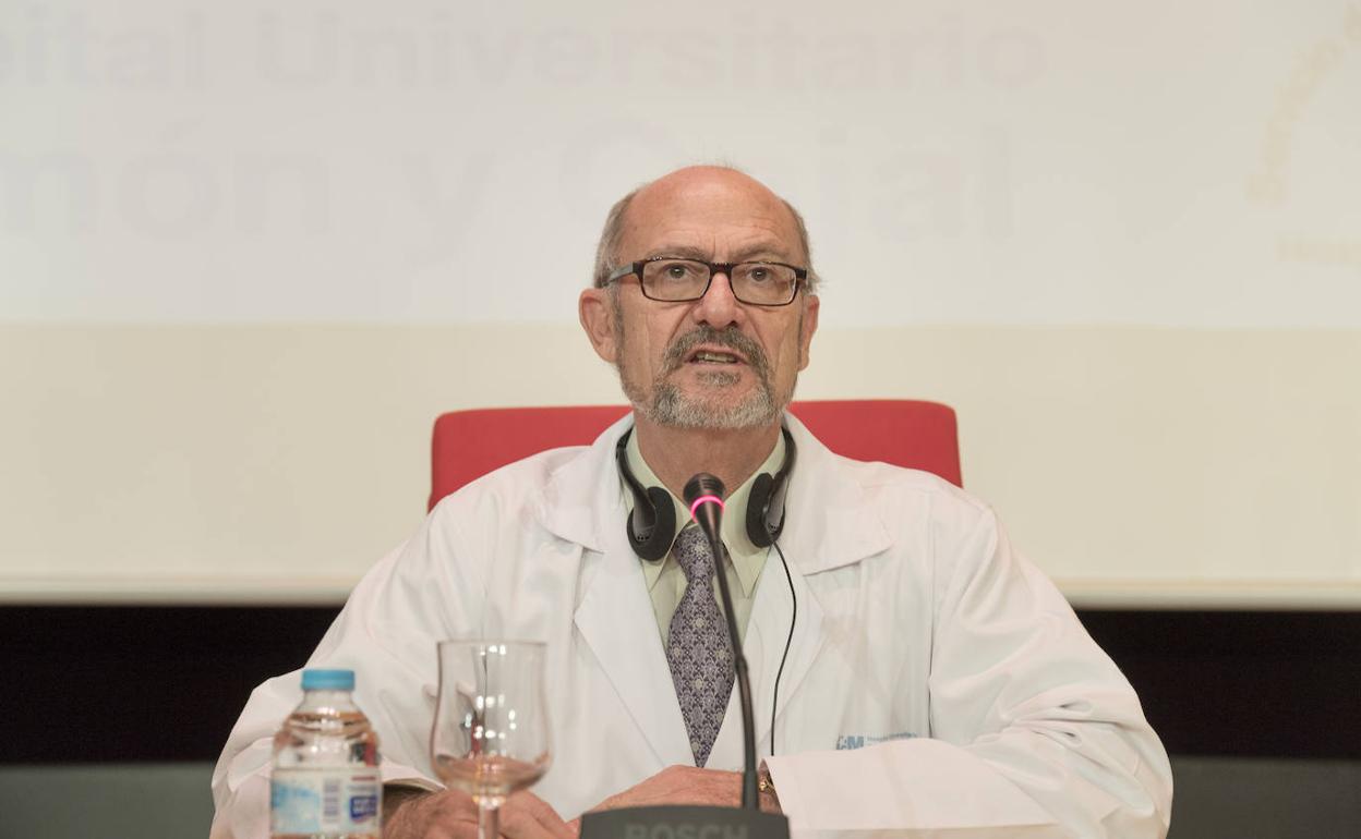 Jesús María Aranaz, jefe de Medicina Preventiva del hospital Ramón y Cajal de Madrid y director del Master en Gestión de Seguridad Clínica del Paciente y Calidad de la Atención Sanitaria de la UNIR. 