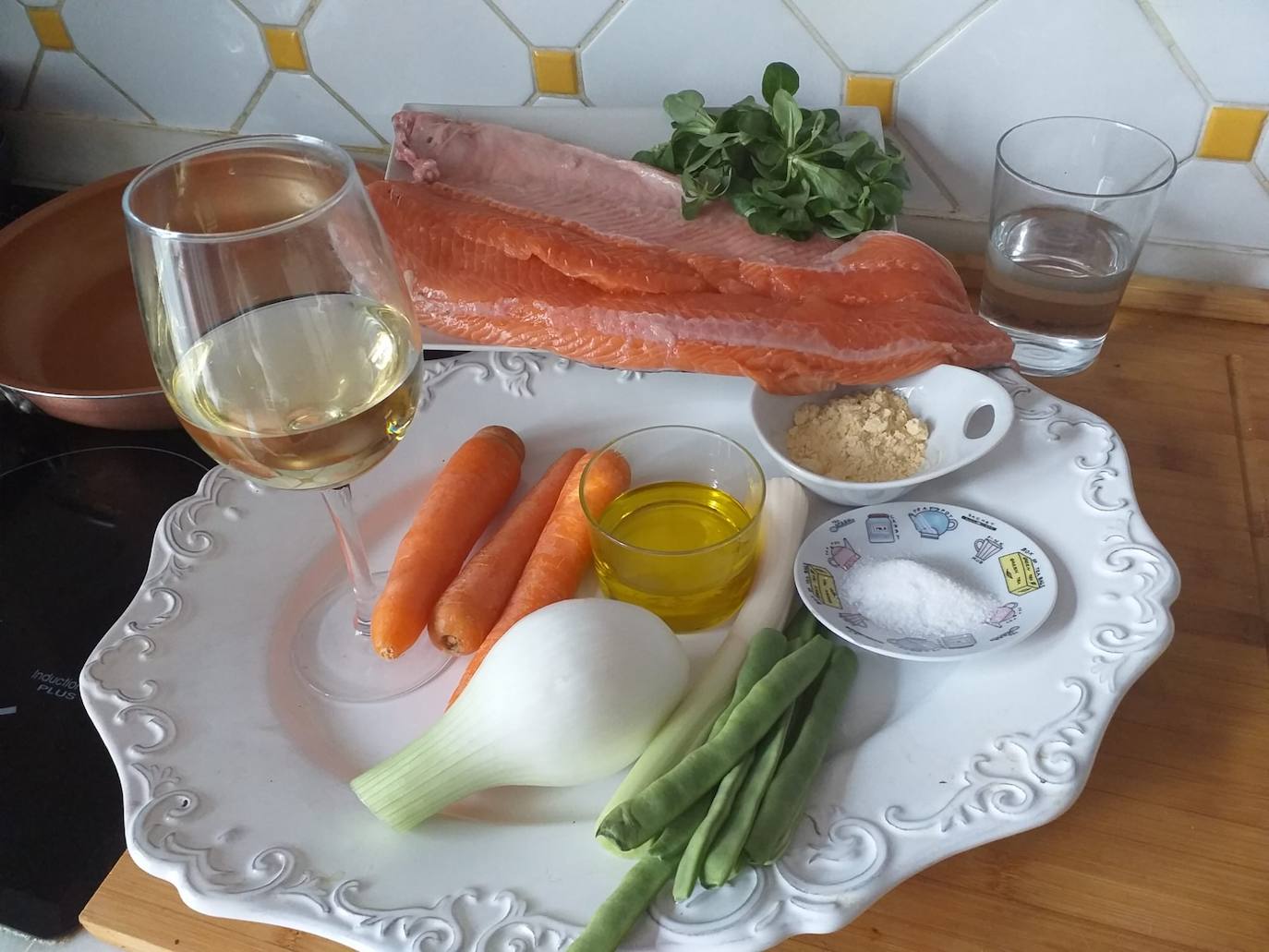 Fotos: Cómo se prepara el salmón con verduras