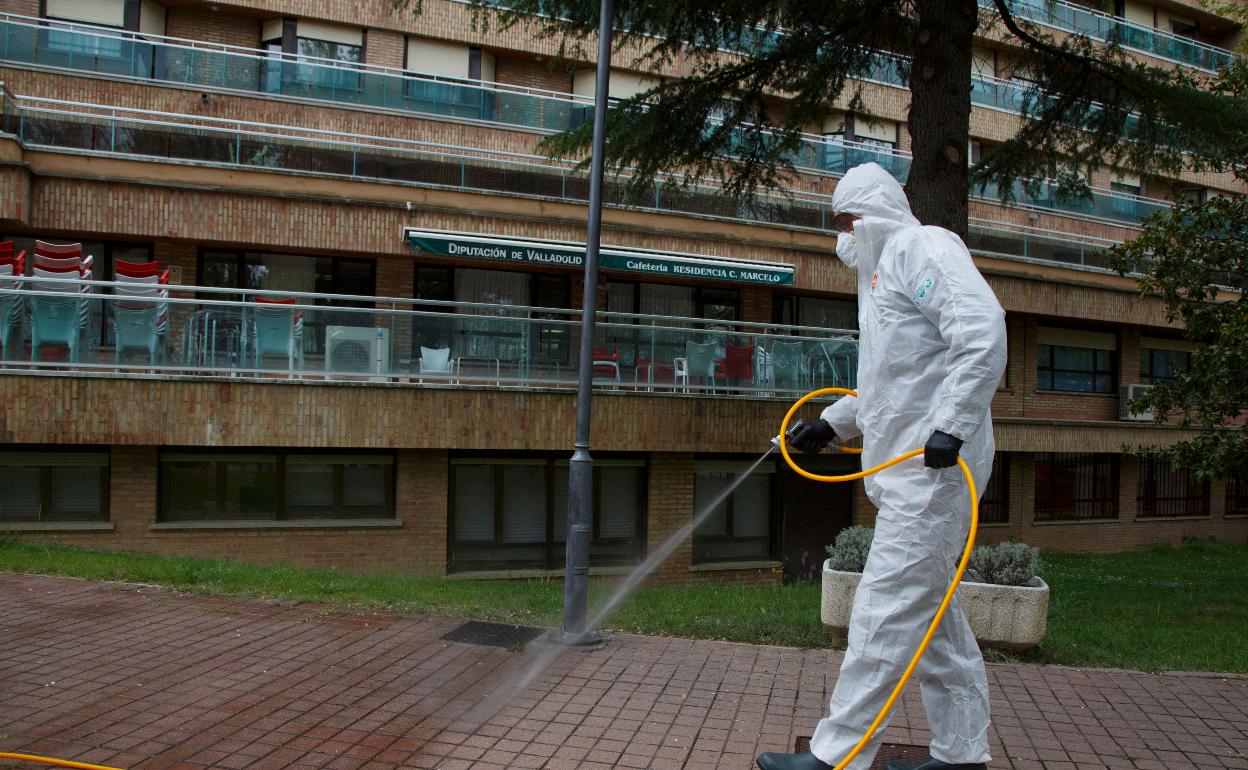 Desinfección en la residencia Cardenal Marcelo. 