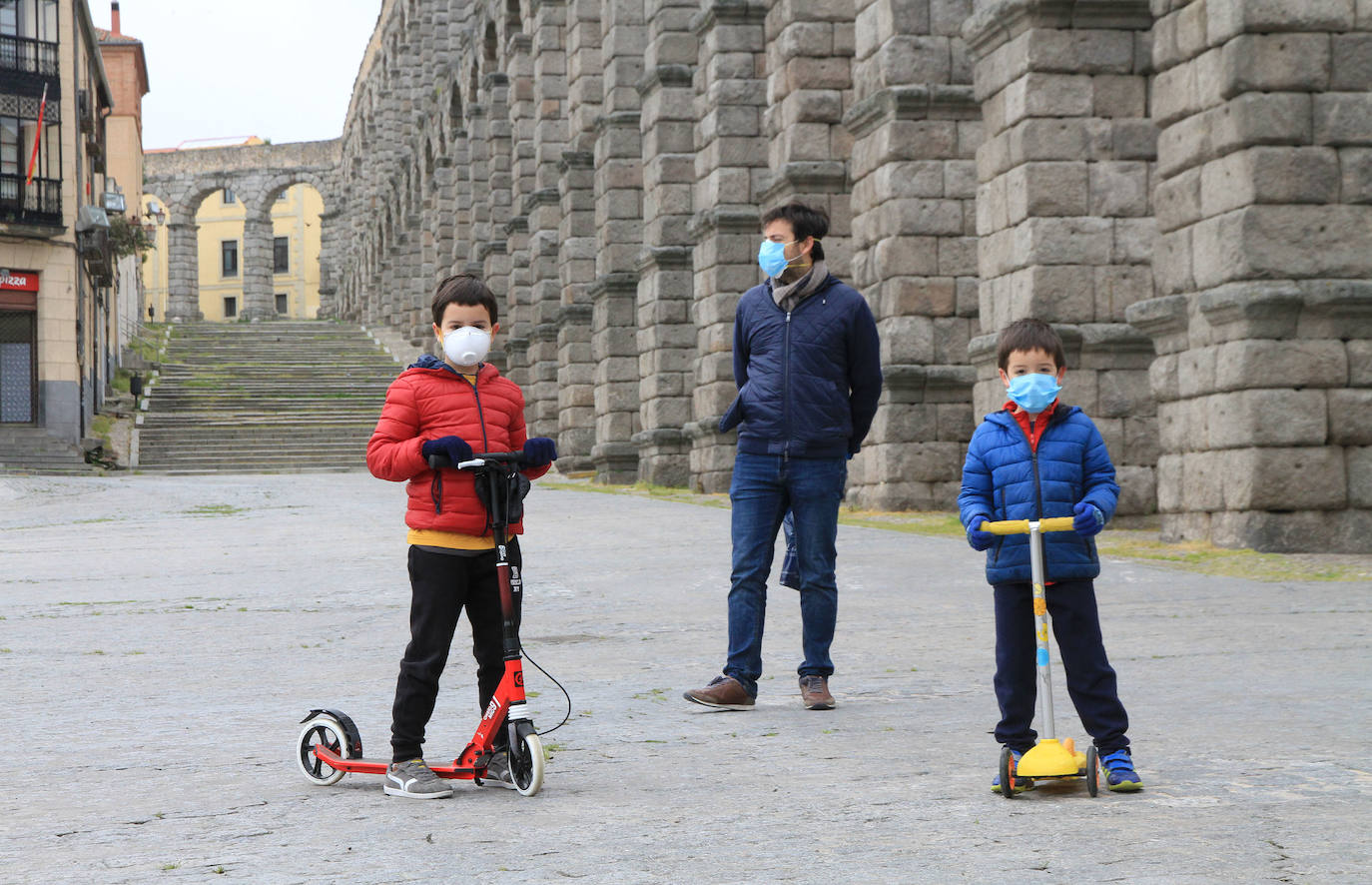 Las calles de Segovia vuelven a ser de los niños. 