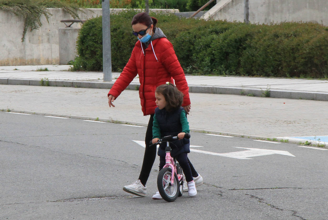 Las calles de Segovia vuelven a ser de los niños. 