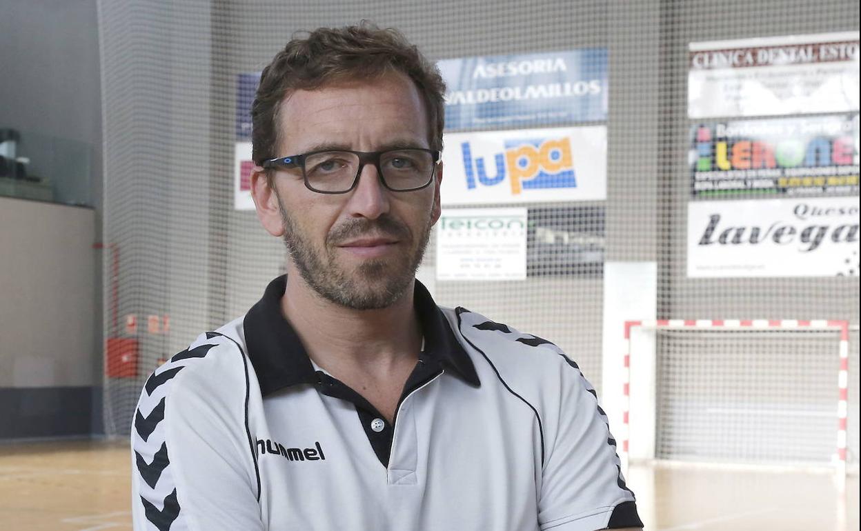 Fernando Hernández posa en el Mariano Haro.