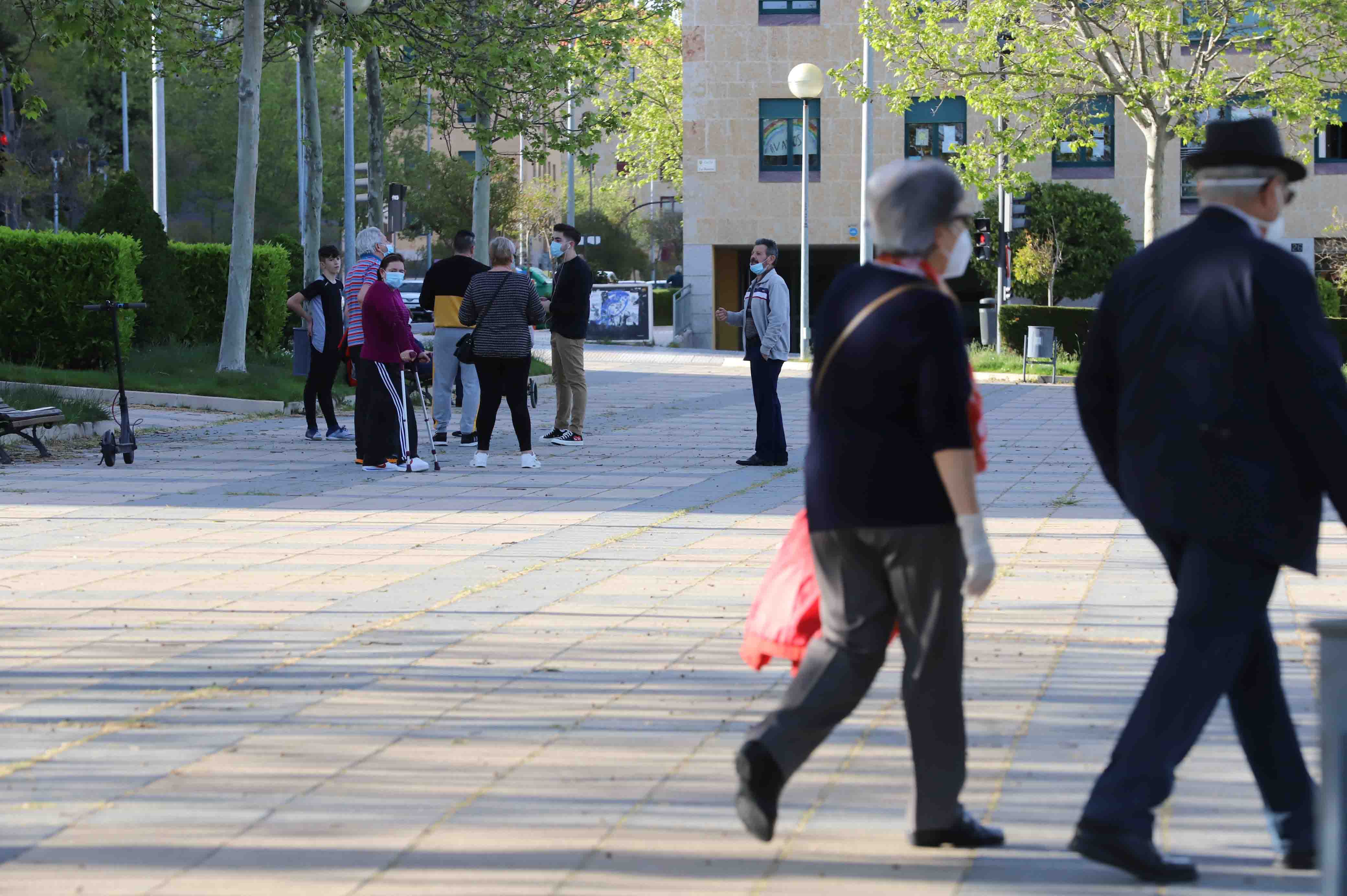 Fotos: Los salmantinos disfrutan de su primera tarde de paseo y deporte