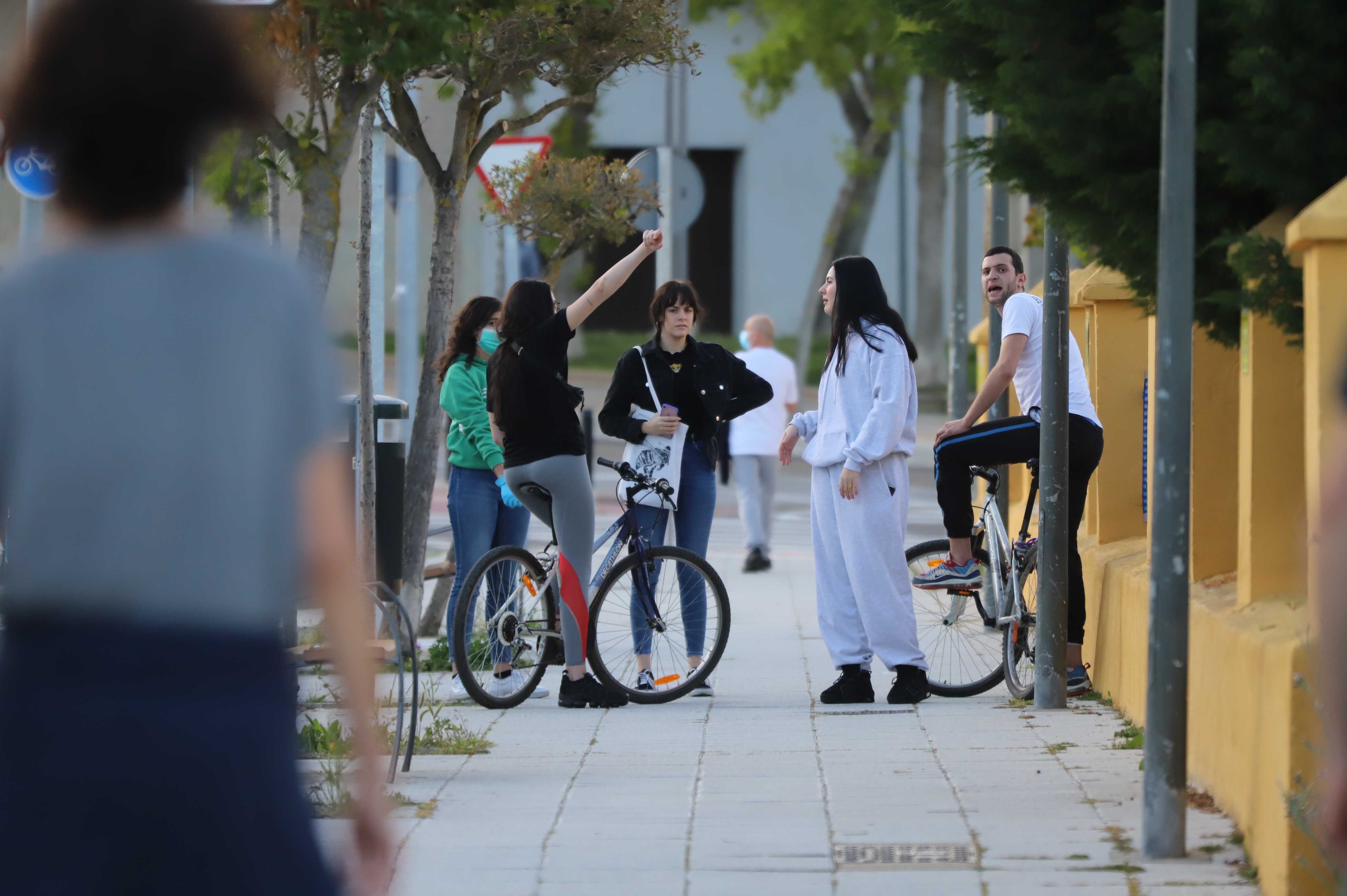 Fotos: Los salmantinos disfrutan de su primera tarde de paseo y deporte