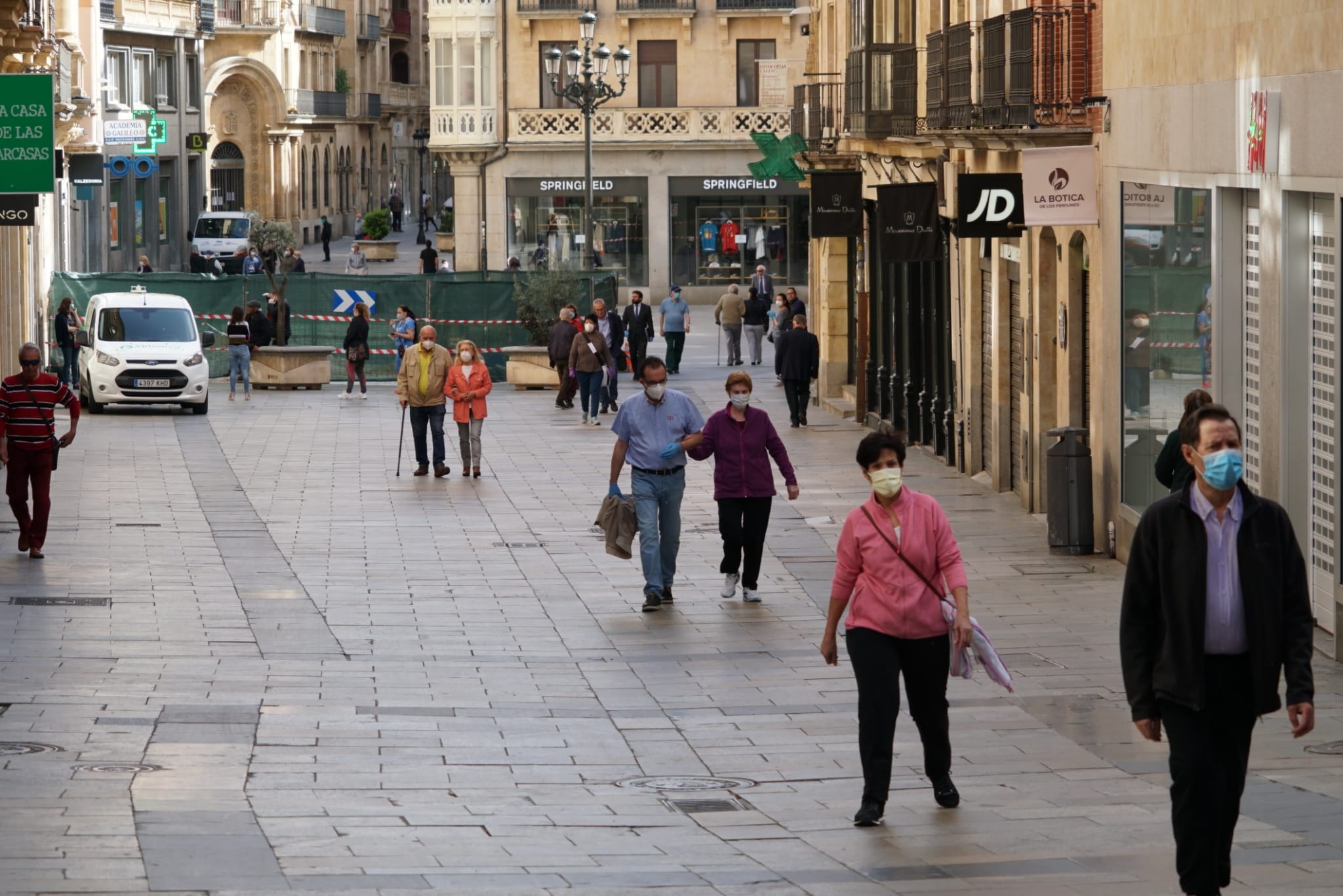 Fotos: Actividad en las calles comerciales de Salamanca en el inicio de la Fase 0