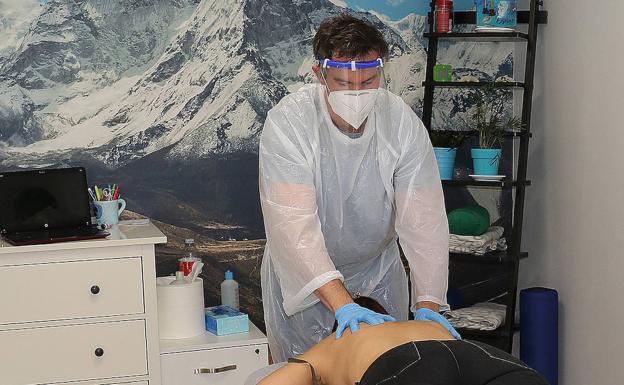 Los centros de fisioterapia topan con la falta de material sanitario