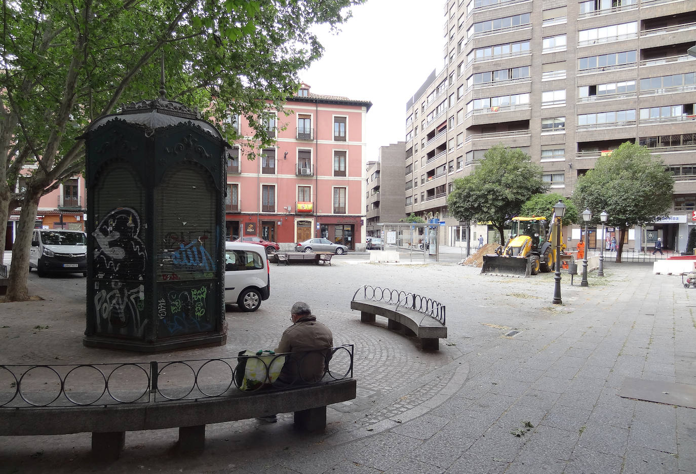 Los trabajos durarán tres meses y para agosto la plaza estará transitable 