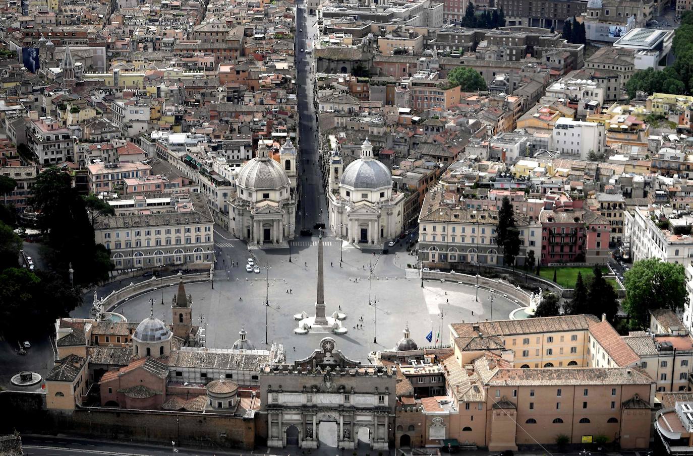 Las zonas más turísticas están ahora, sin gente | El coronavirus ha dejado a dos de las ciudades más históricas de Europa con un aspecto inusual