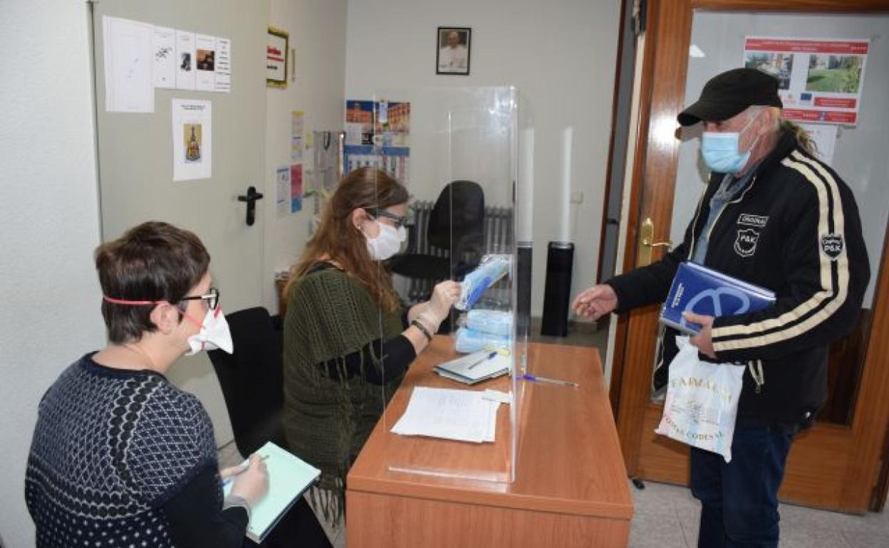 Trabajadoras del programa de acogida y atención primaria de Cáritas Diocesana de Zamora. 