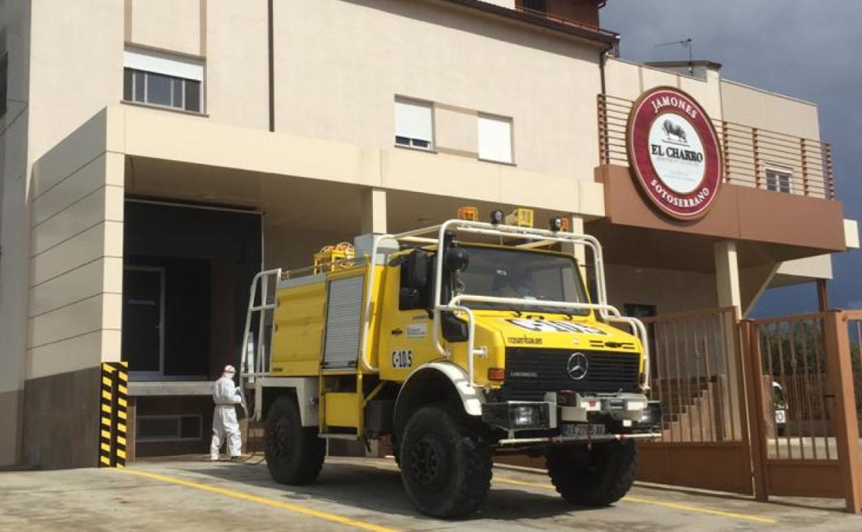 Desinfección de una empresa en Sotoserrano