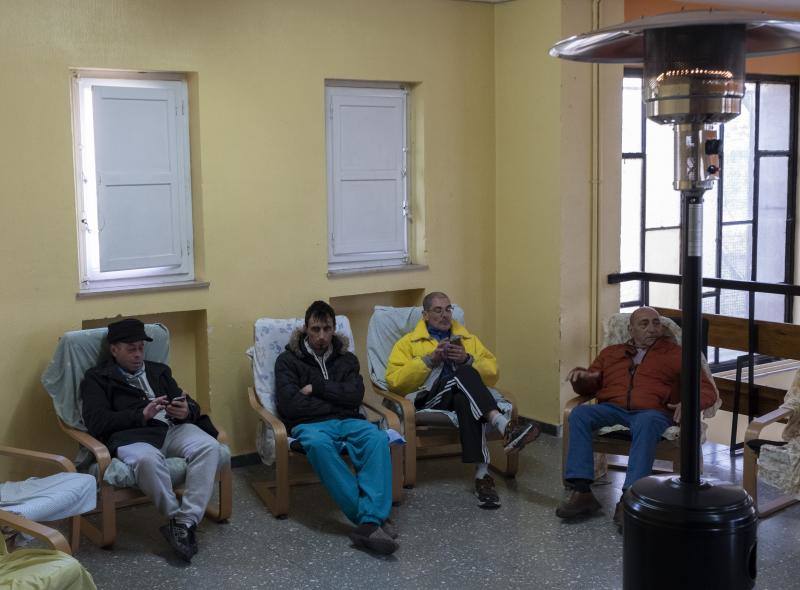 Coronavirus en Valladolid: Curas y empleados de Cáritas donan 100.000 euros a damnificados de la crisis