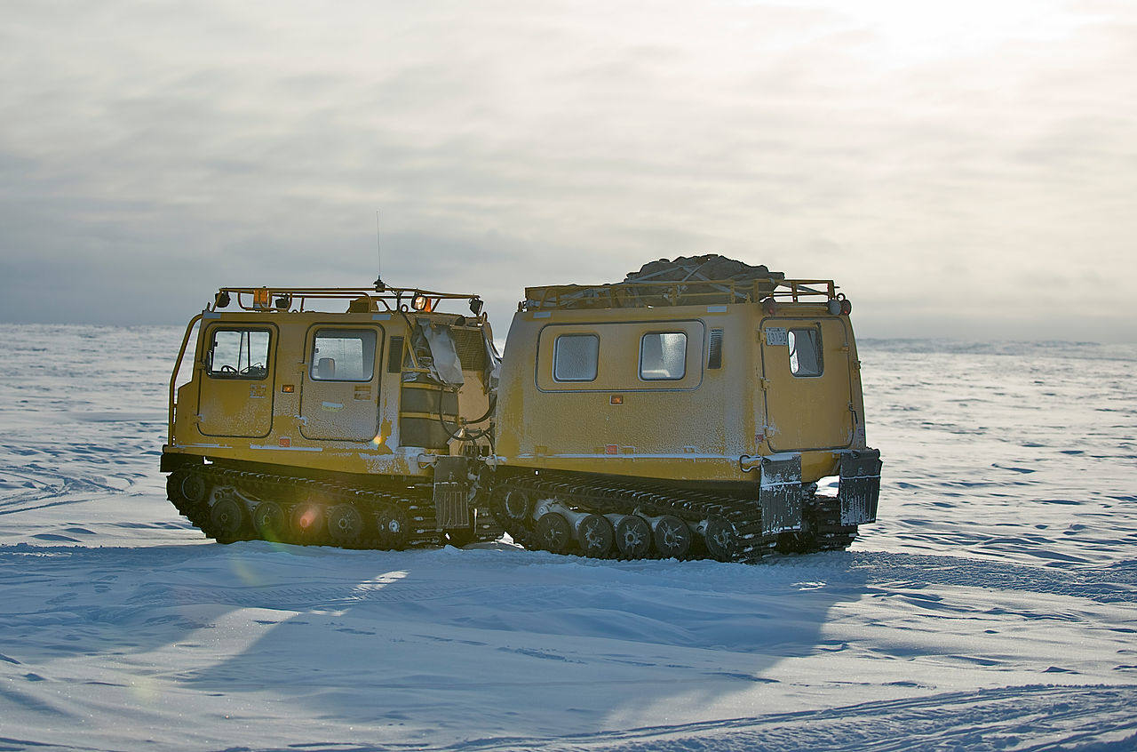 Alert Nunavut | Un pequeño asentamiento en Canadá que según su censo de 2006, tiene sólo seis habitantes. Se encuentra a más de 2.000 kilómetros de distancia del pueblo más cercano y está cubierto de nieve todo el año, a excepción de dos meses.