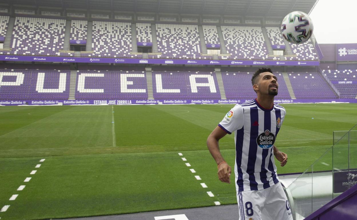 Mattheus Fernandes el día de su presentación con el Real Valladolid. 