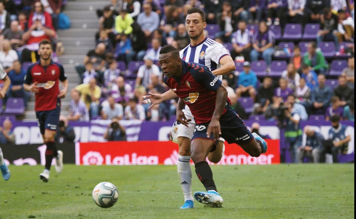 Estupiñán y Plano en el partido disputado esta temporada en Zorrilla.