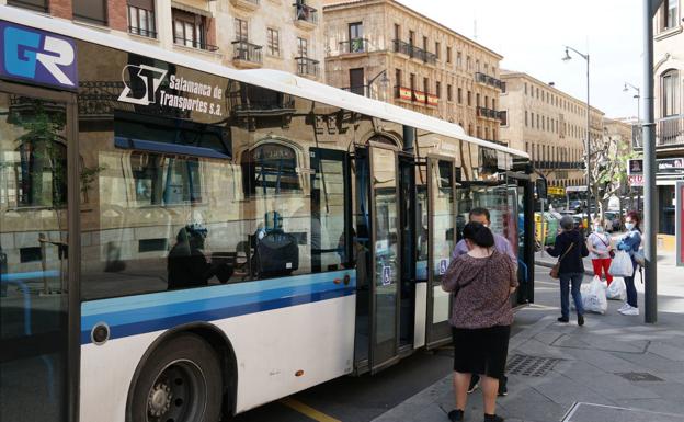 Fuentes sindicales denuncian la retirada de buses en las líneas de Salamanca