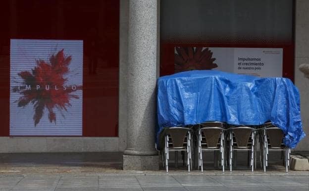 Los comercios pueden abrir desde hoy en Castilla y León sin cita previa y hacer rebajas