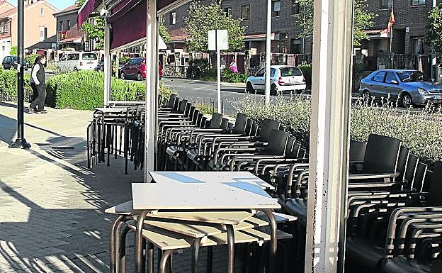 Bares y restaurantes entrarán en la fase 1 sin poder ampliar la superficie de sus terrazas