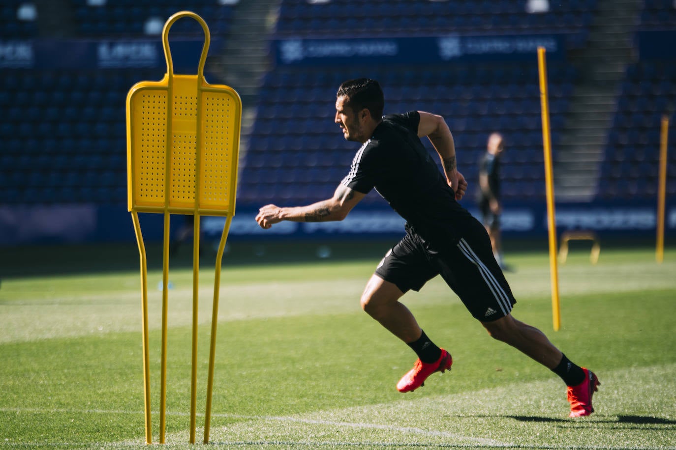 Fotos: El presidente del Real Valladolid, Ronaldo Nazario, acude al entrenamiento en el Zorrilla