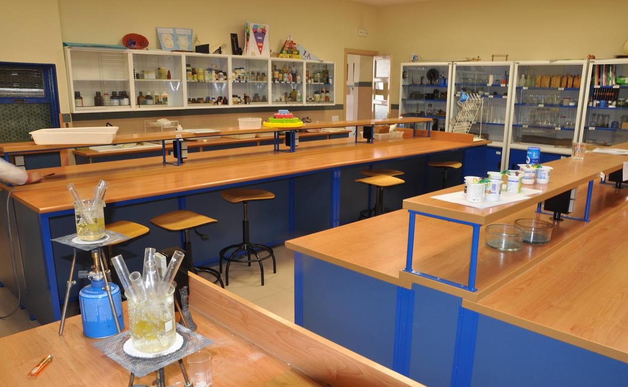 Laboratorio del colego filipense.