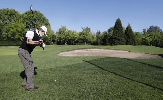 Los palentinos se vuelcan con el deporte en la fase 1 de la desescalada con pistas y campos llenos