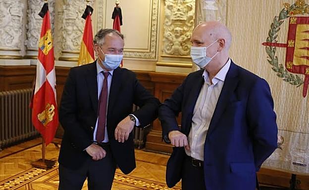 José Antonio Otero y Alberto Palomino, tras la rueda de prensa. 