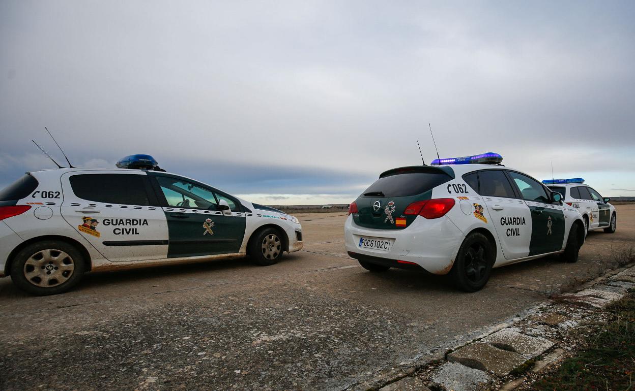 Sextuplica la tasa de alcoholemia tras parar a dormir en el arcén de autovía en la provincia de Zamora