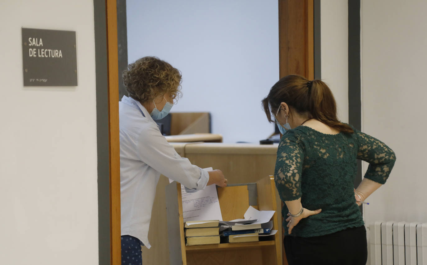 Las bibliotecas de Palencia ya reciben a los amantes de los libros. 