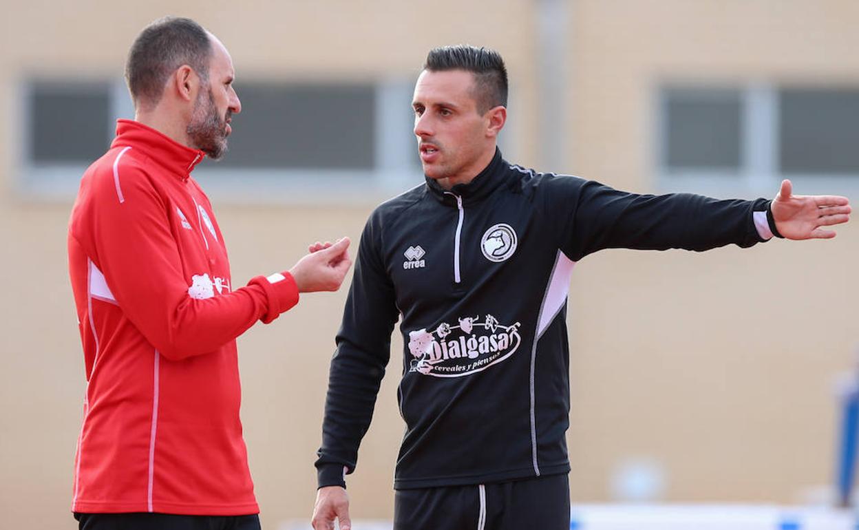 Luaces y Piojo en un entrenamiento. 