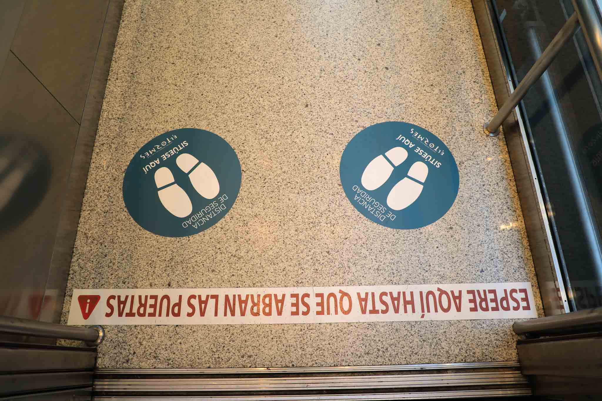 Fotos: Preparativos para reabrir el centro comercial El Tormes, en Salamanca