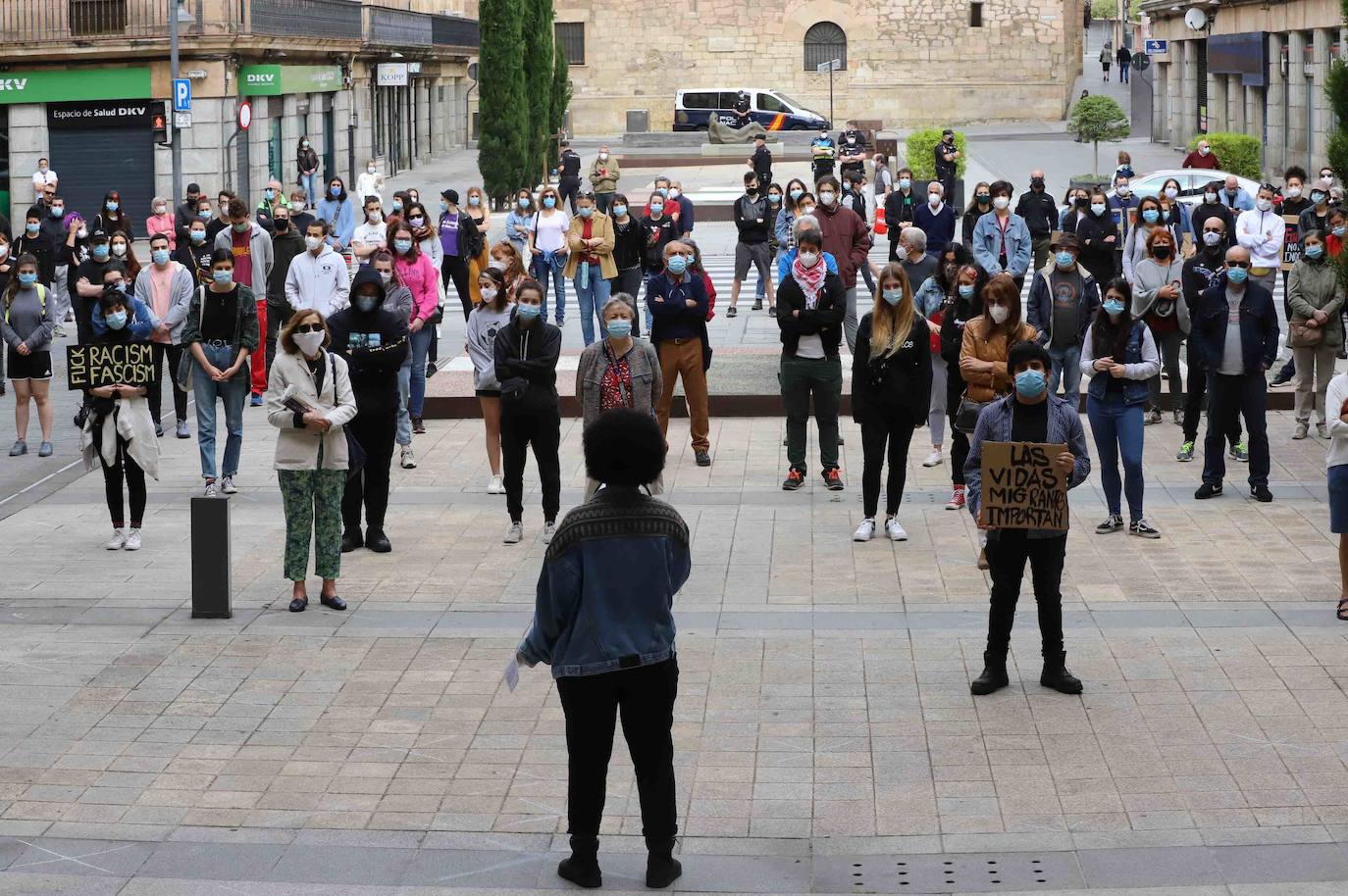 Fotos: Manifestación contra el racismo en Salamanca