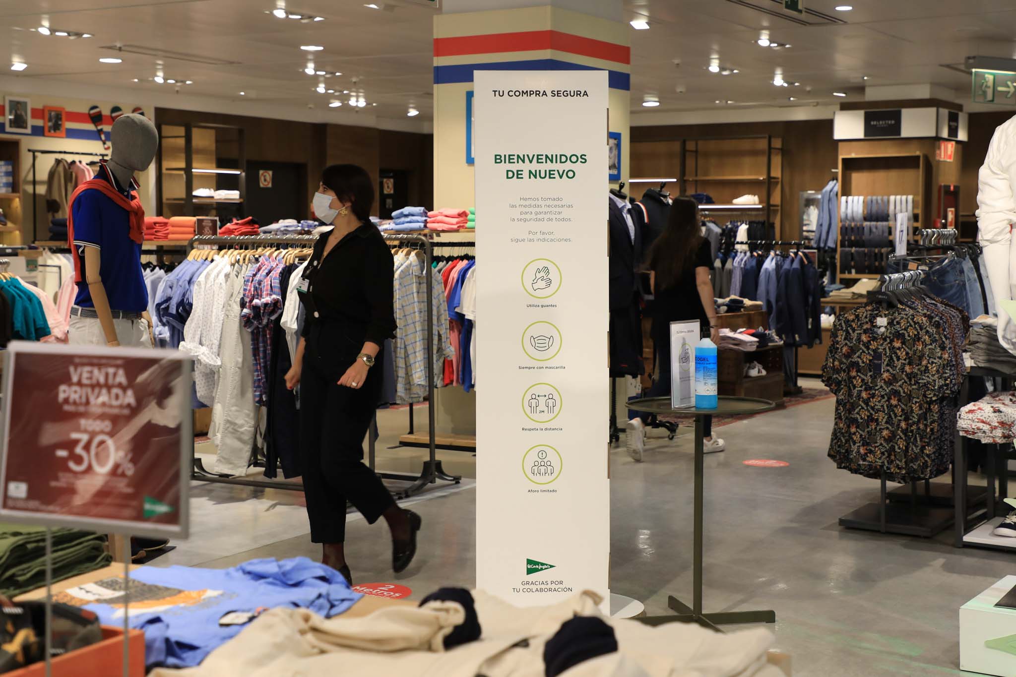 Fotos: Reapertura de El Corte Inglés de Salamanca en la fase 2 de la desescalad