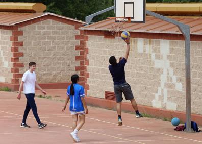Imagen secundaria 1 - Una sana entrada en la fase 2 para centenares de palentinos