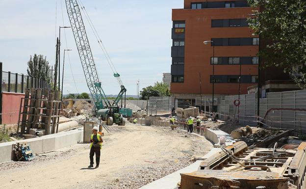 Puente prevé iniciar en 2021 las obras de cuatro nuevos pasos en Valladolid, incluido Labradores