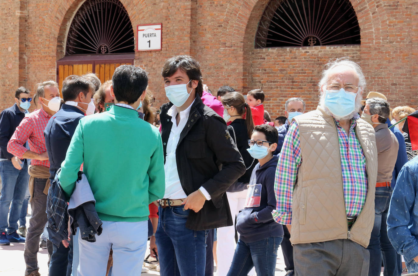 Más de treinta ciudades celebran en España concentraciones para reclamar ayudas y criterios claro para retomar los festejos organizadas por la la plataforma 'También somos cultura'