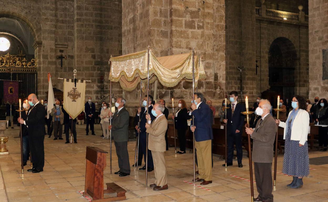 Celebración del Corpus Christi en el interior de la catedral. 