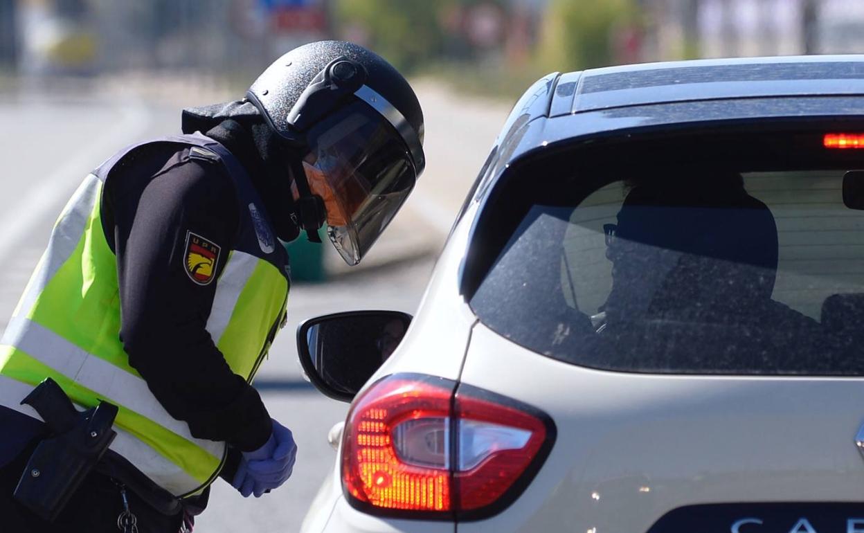 Control de la Policía Nacional en Valladolid.