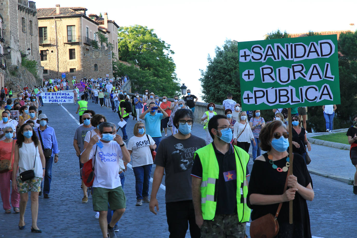 Fotos: Manifestación por la sanidad pública en Segovia